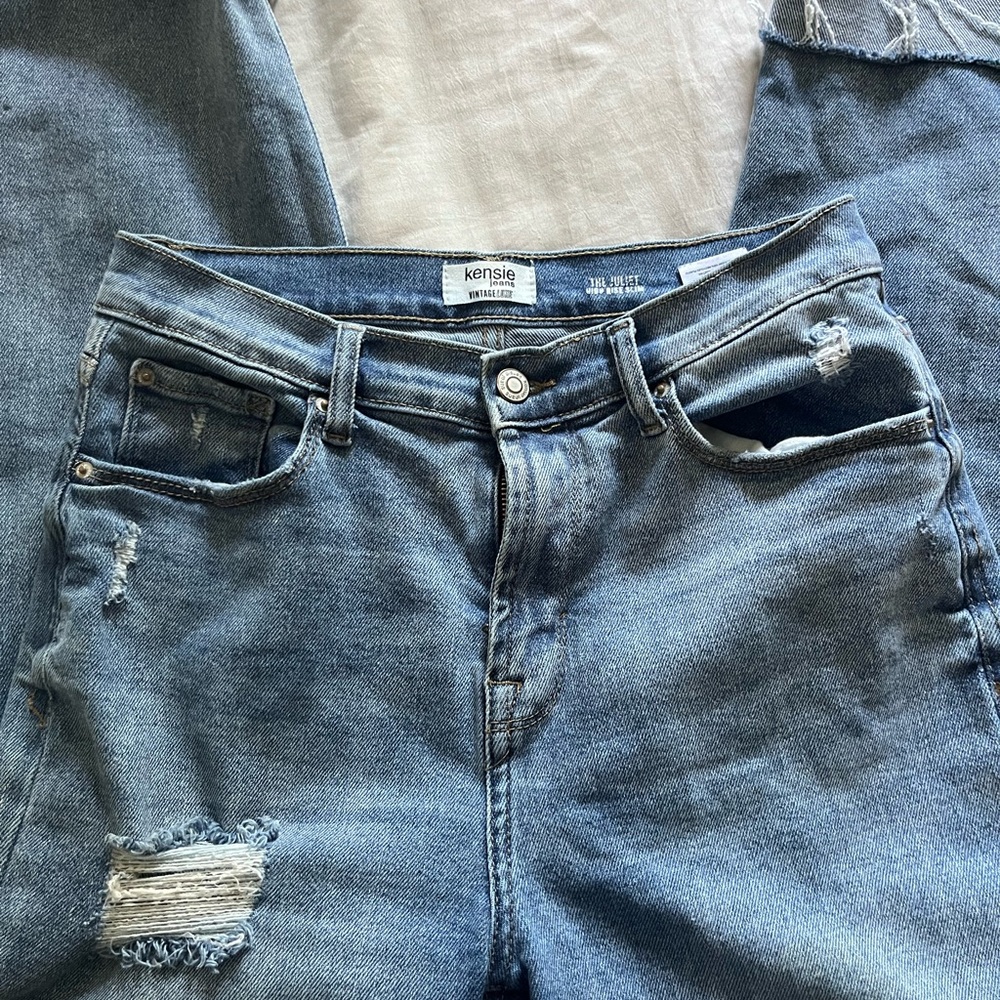 Kensie Light Blue Distressed Denim Jeans